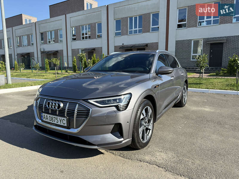 Позашляховик / Кросовер Audi e-tron 2020 в Києві