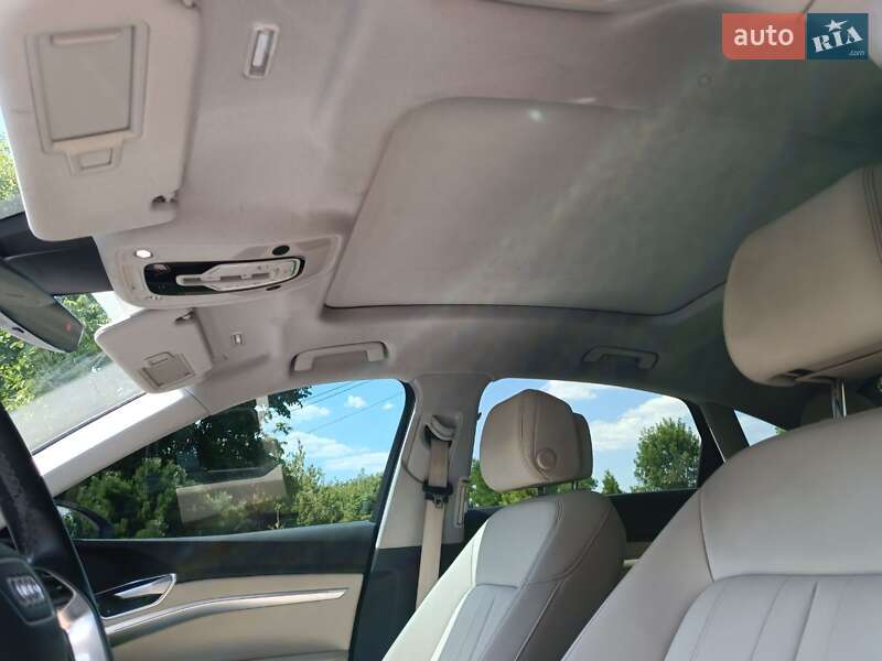 Внедорожник / Кроссовер Audi e-tron 2020 в Кривом Роге