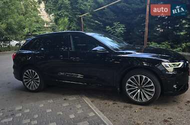 Позашляховик / Кросовер Audi e-tron 2022 в Одесі