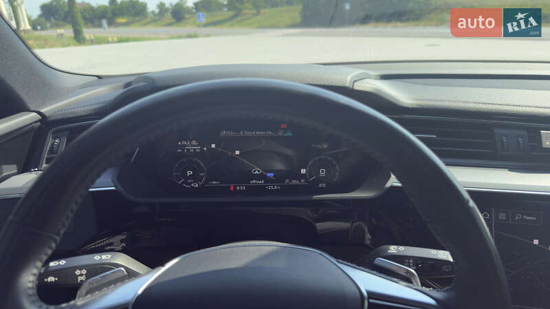 Позашляховик / Кросовер Audi e-tron 2019 в Чернівцях