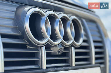Внедорожник / Кроссовер Audi e-tron 2021 в 