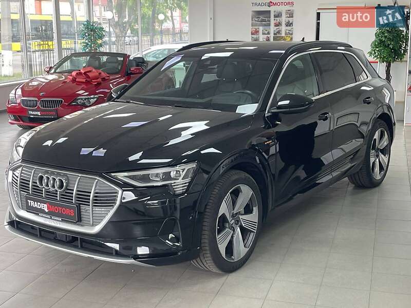 Внедорожник / Кроссовер Audi e-tron 2019 в Киеве
