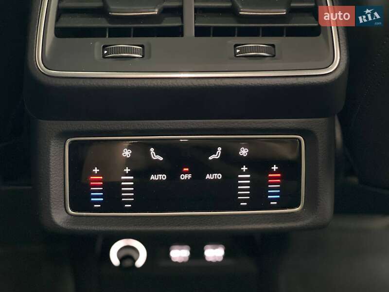 Внедорожник / Кроссовер Audi e-tron 2019 в Киеве