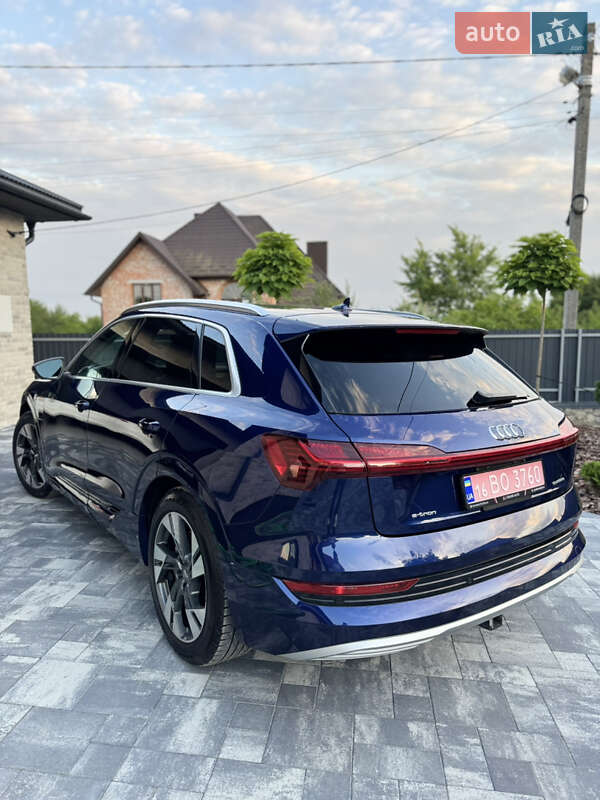 Внедорожник / Кроссовер Audi e-tron 2020 в Тернополе