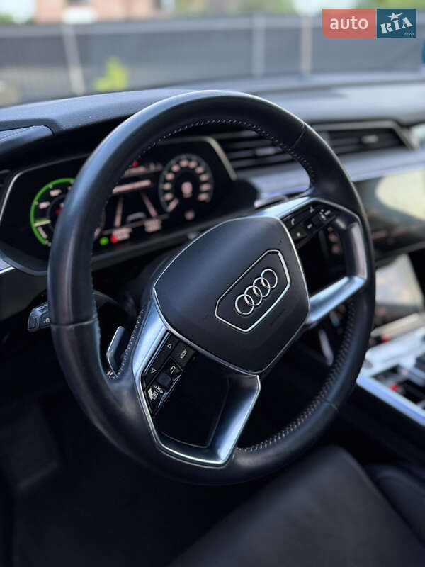 Внедорожник / Кроссовер Audi e-tron 2020 в Тернополе