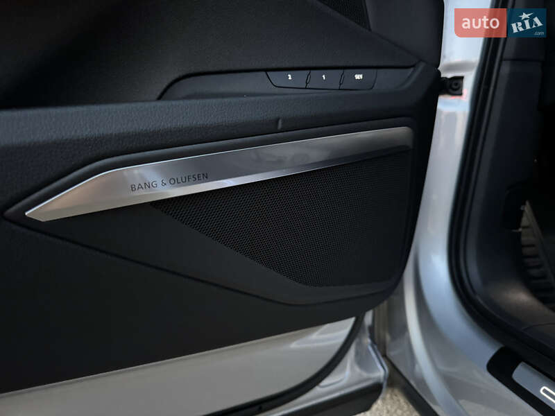 Позашляховик / Кросовер Audi e-tron 2019 в Києві
