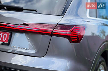 Позашляховик / Кросовер Audi e-tron 2020 в 