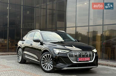 Внедорожник / Кроссовер Audi e-tron 2022 в 