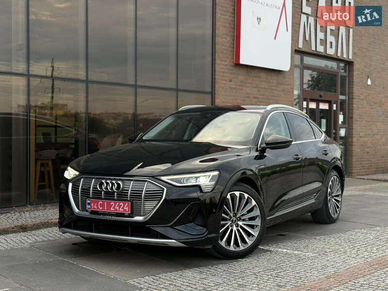 Позашляховик / Кросовер Audi e-tron 2022 в Мукачевому