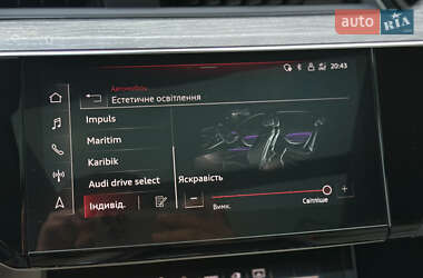 Внедорожник / Кроссовер Audi e-tron 2022 в 