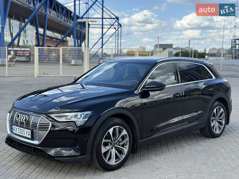 Audi e-tron 2021