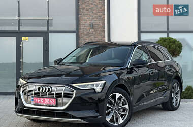 Внедорожник / Кроссовер Audi e-tron 2020 в 