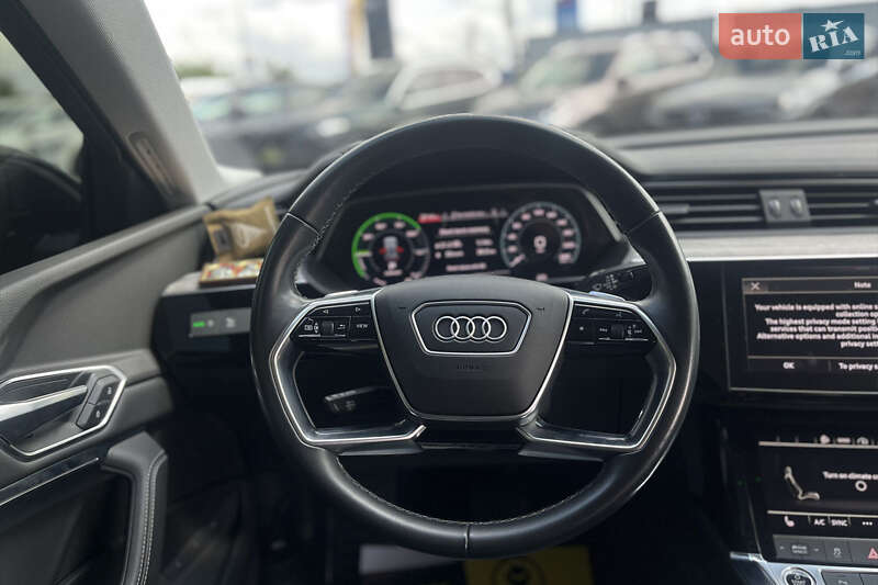 Позашляховик / Кросовер Audi e-tron 2020 в Мукачевому