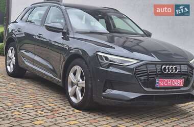Внедорожник / Кроссовер Audi e-tron 2020 в 