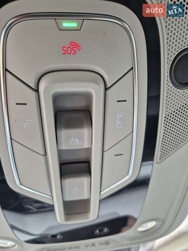 Позашляховик / Кросовер Audi e-tron 2020 в Стрию