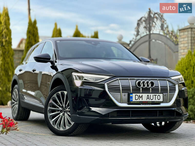 Внедорожник / Кроссовер Audi e-tron 2022 в Тернополе