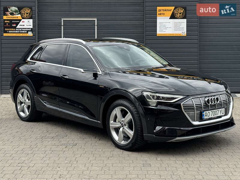 Внедорожник / Кроссовер Audi e-tron 2019 в Мукачево