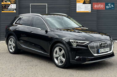 Внедорожник / Кроссовер Audi e-tron 2019 в 