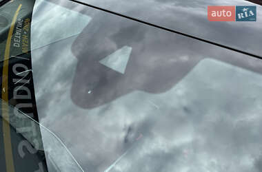 Внедорожник / Кроссовер Audi e-tron 2019 в 