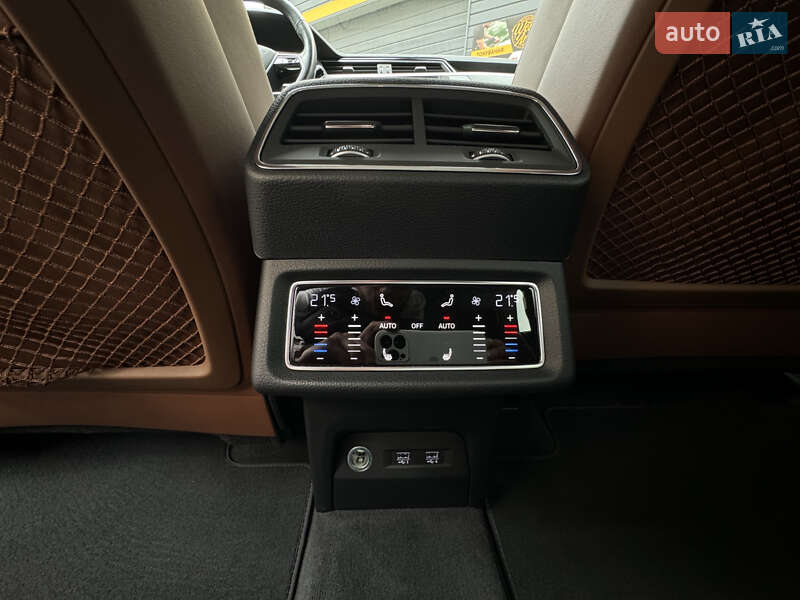 Внедорожник / Кроссовер Audi e-tron 2019 в Мукачево