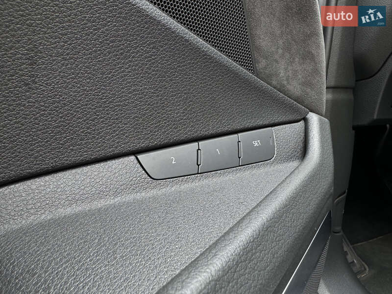 Внедорожник / Кроссовер Audi e-tron 2019 в Мукачево