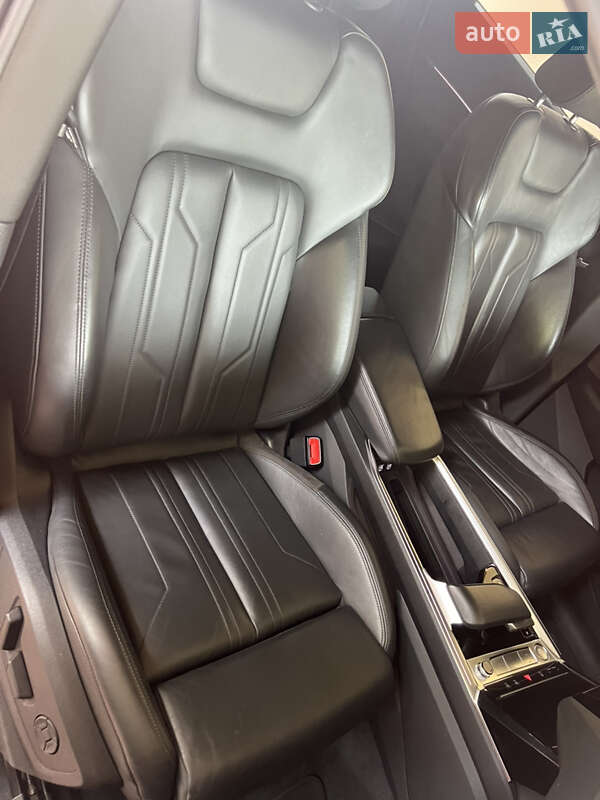 Внедорожник / Кроссовер Audi e-tron 2018 в Киеве фото 29 Внедорожник / Кроссовер Audi e-tron 2018 в Киеве