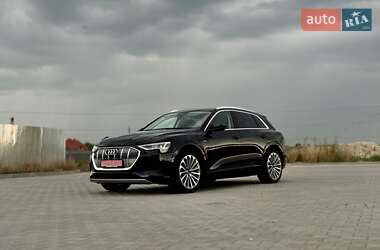 Внедорожник / Кроссовер Audi e-tron 2019 в 