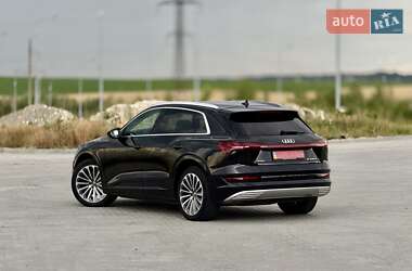Внедорожник / Кроссовер Audi e-tron 2019 в 