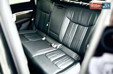 Внедорожник / Кроссовер Audi e-tron 2019 в 