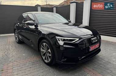 Внедорожник / Кроссовер Audi e-tron 2022 в Луцке