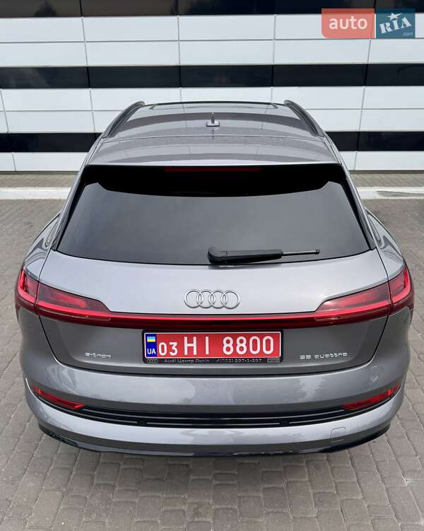 Позашляховик / Кросовер Audi e-tron 2020 в Рівному