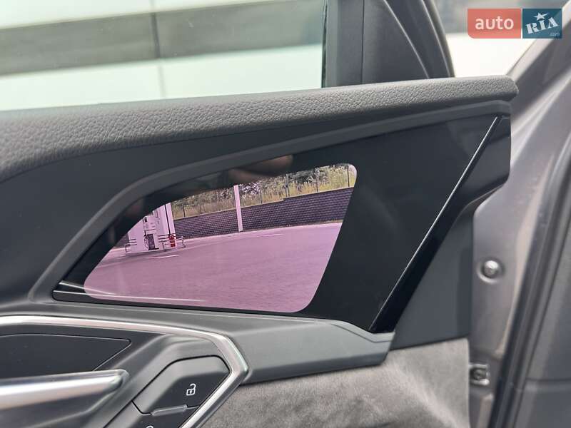 Позашляховик / Кросовер Audi e-tron 2020 в Рівному
