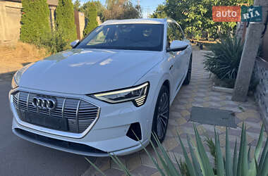 Внедорожник / Кроссовер Audi e-tron 2019 в Одессе