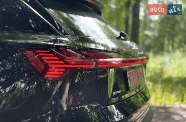 Позашляховик / Кросовер Audi e-tron 2019 в 