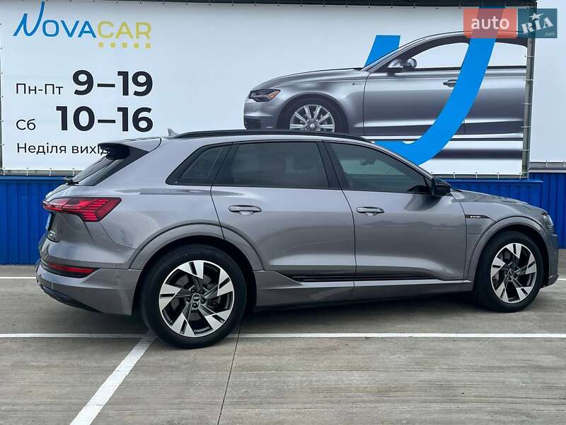 Внедорожник / Кроссовер Audi e-tron 2021 в Киеве