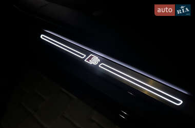 Внедорожник / Кроссовер Audi e-tron 2023 в 