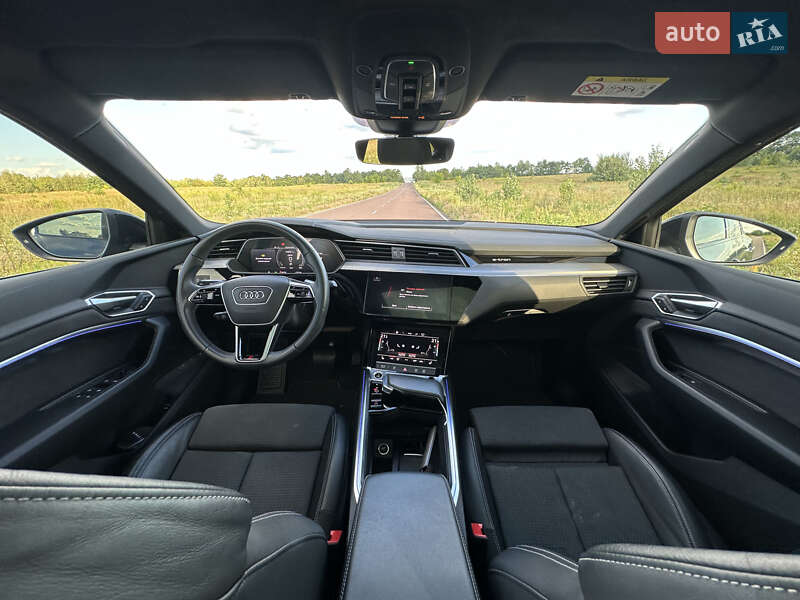 Внедорожник / Кроссовер Audi e-tron 2022 в Киеве