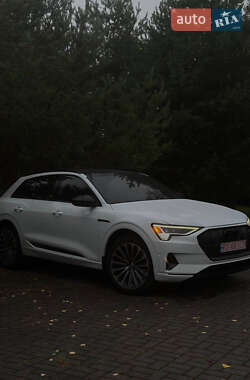Внедорожник / Кроссовер Audi e-tron 2019 в Дрогобыче