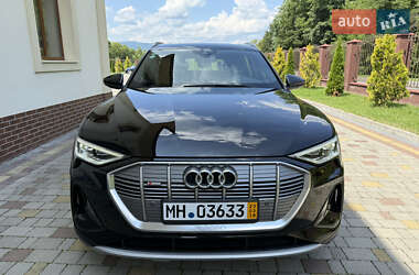 Позашляховик / Кросовер Audi e-tron 2020 в Сваляві