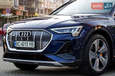 Внедорожник / Кроссовер Audi e-tron 2020 в 