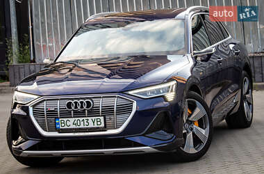 Внедорожник / Кроссовер Audi e-tron 2020 в 