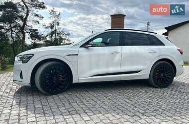 Внедорожник / Кроссовер Audi e-tron 2019 в 