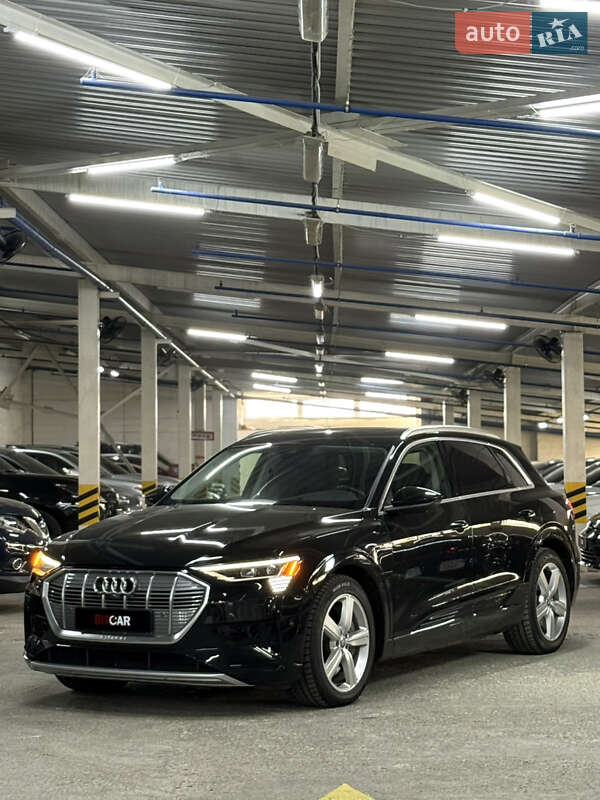 Позашляховик / Кросовер Audi e-tron 2019 в Одесі