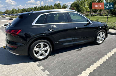 Внедорожник / Кроссовер Audi e-tron 2019 в 