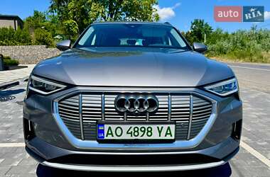 Внедорожник / Кроссовер Audi e-tron 2019 в 