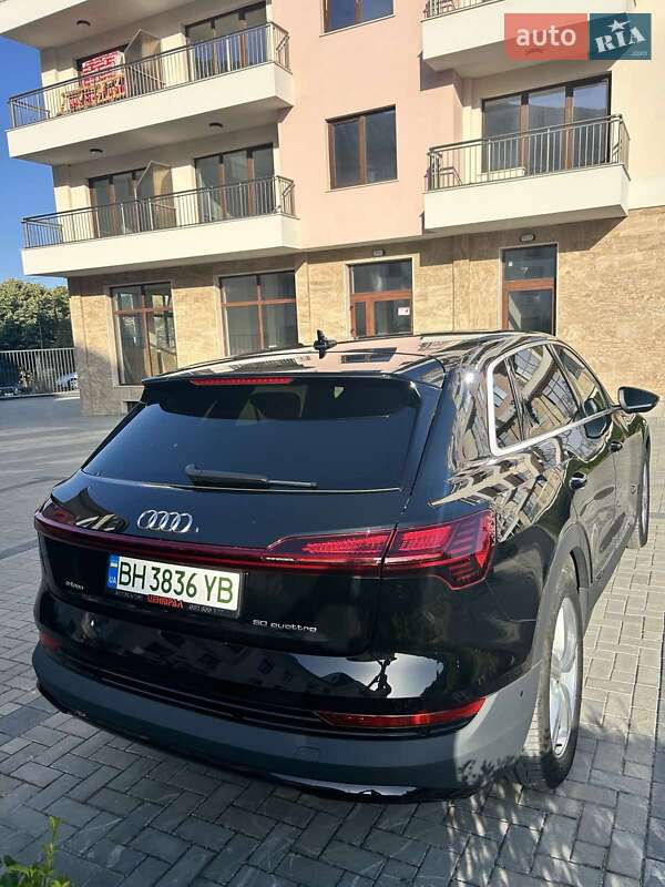 Внедорожник / Кроссовер Audi e-tron 2021 в Одессе фото 3 Внедорожник / Кроссовер Audi e-tron 2021 в Одессе
