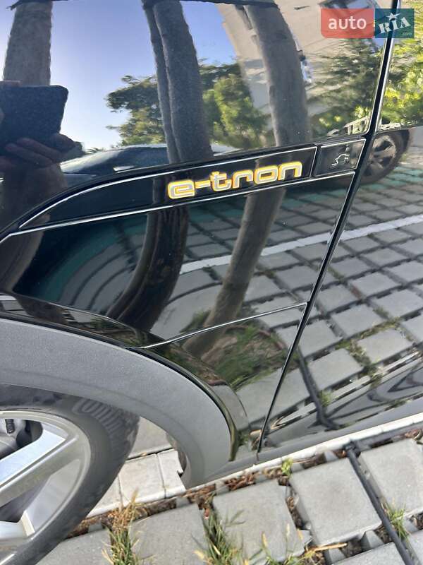 Внедорожник / Кроссовер Audi e-tron 2021 в Одессе фото 9 Внедорожник / Кроссовер Audi e-tron 2021 в Одессе