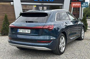 Внедорожник / Кроссовер Audi e-tron 2019 в 