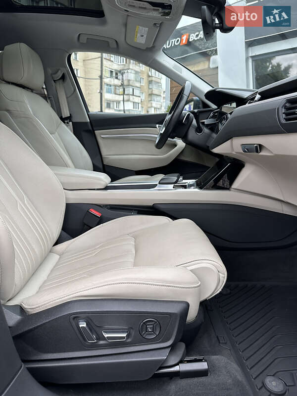 Внедорожник / Кроссовер Audi e-tron 2019 в Ивано-Франковске