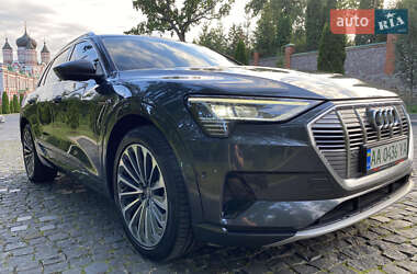 Внедорожник / Кроссовер Audi e-tron 2019 в 